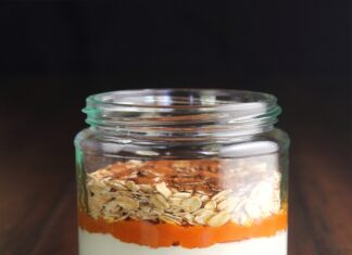 Pumpkin Pie Protein Overnight Oats