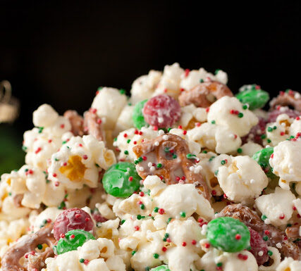 Christmas Crunch {Funfetti Popcorn Christmas Style}