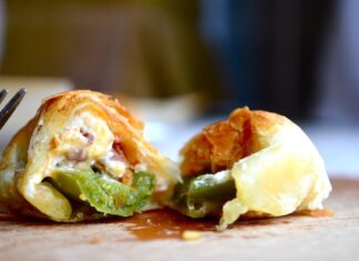 PUFF PASTRY JALAPEÑO POPPERS PUFF PASTRY JALAPEÑO POPPERS