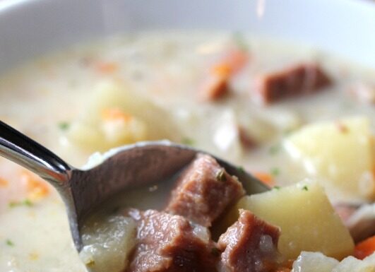 Easy Ham and Potato Soup in the CrockPot!