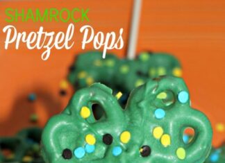 Shamrock Pretzel Pops