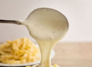 Olive Garden Alfredo Sauce-Copycat