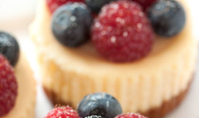 Mini Cheesecakes (grain-free, gluten-free)