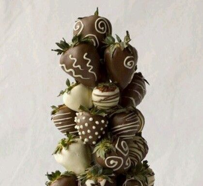 How to Create a Chocolate Covered Strawberry Tower