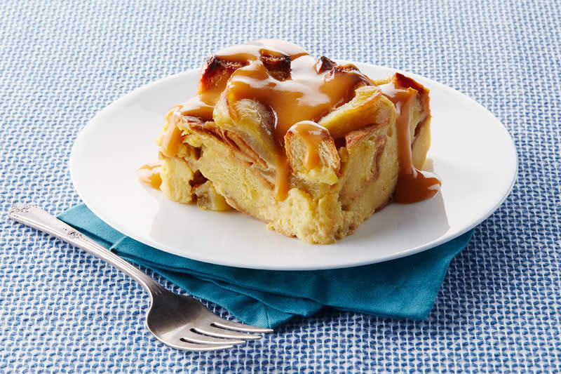 Slow-Cooker Apple Bread Pudding with Warm Caramel Sauce