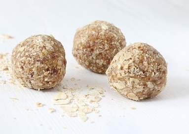 Healthy Homemade Magnesium Energy Balls