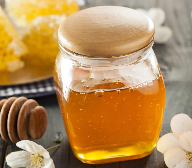 Pure raw honey as a natural wart removal