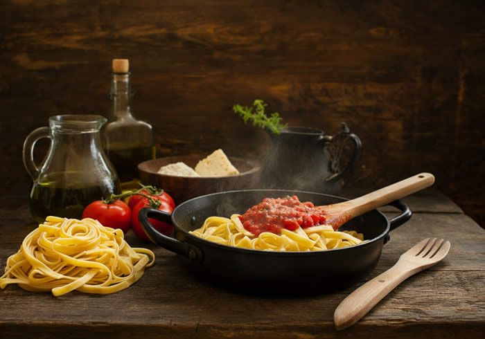 10 Popular Recipes for Italian Pasta with Tomato Sauce